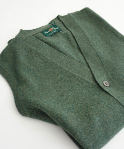 Alternative view of CHALECO VERDE